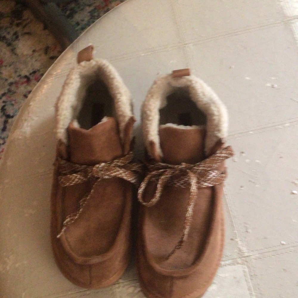 Very G Tan Suede-Look Shearling-Lined Ankle Booties